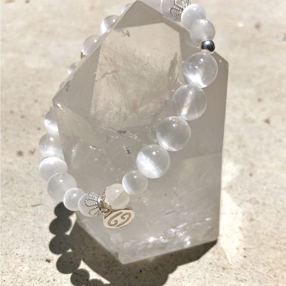Selenite Cancer ♋️ Bracelet - Picture 4 of 8